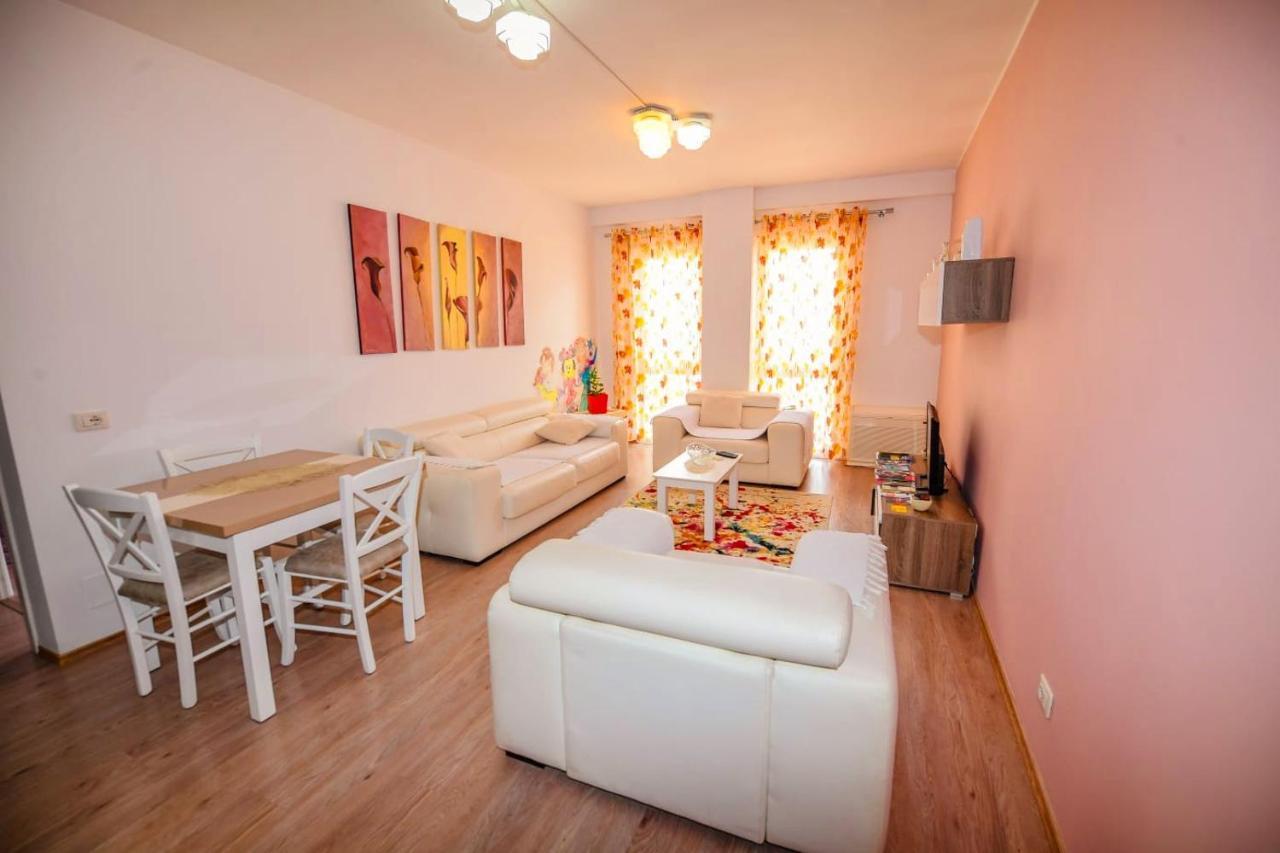 Happy Stories' Apartment In City Centre Shkoder Luaran gambar