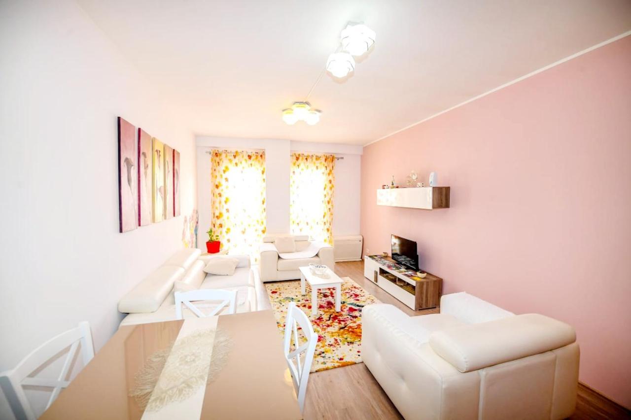 Happy Stories' Apartment In City Centre Shkoder Luaran gambar