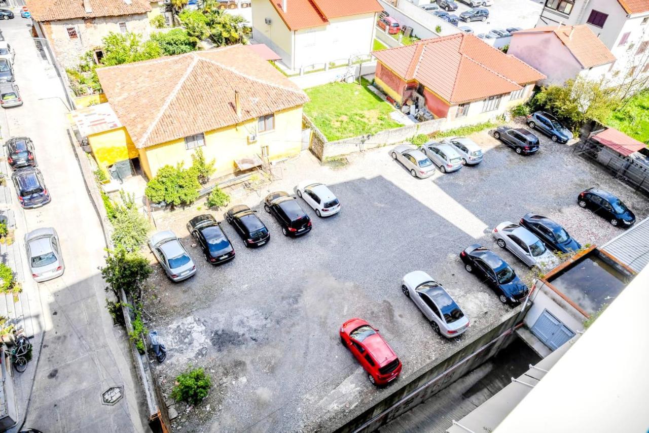Happy Stories' Apartment In City Centre Shkoder Luaran gambar